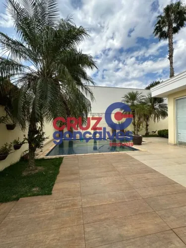 Casa à Venda no Bairro Jardim do Horto - Rio Claro - SP