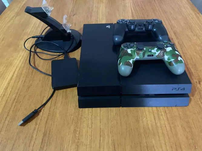 Vendo PS4 FAT
