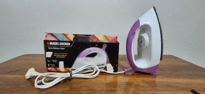 Ferro de passar Black Decker 