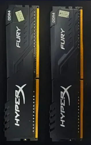 16 GB RAM, 2 PENTES DE 8GB HYPERX 3200MHZ