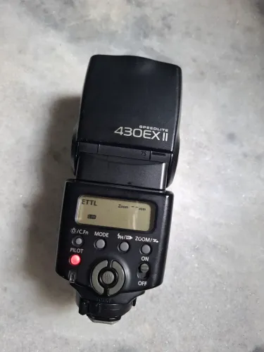 Flash speedlite 430ex II da Canon
