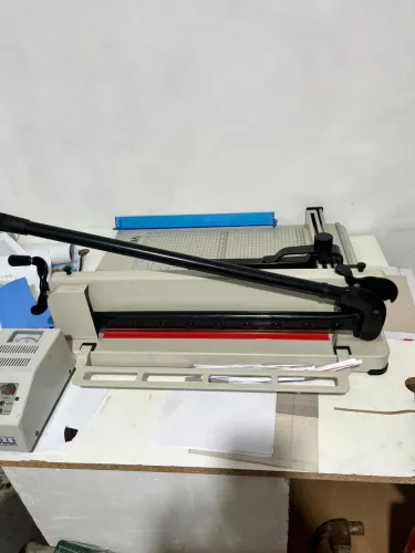 Guilhotina semi industrial A3
