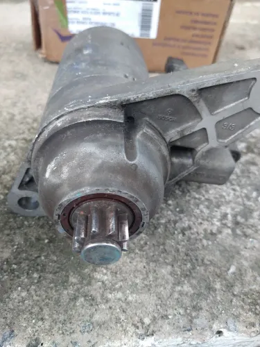 Motor de partida bosch 