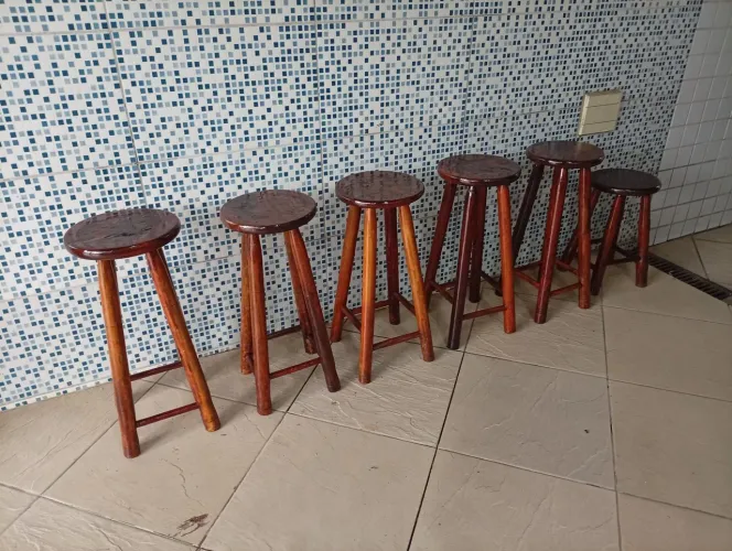Banquetas à venda