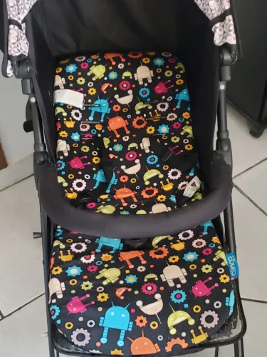 Carrinho de Bebê Fisher-Price Essential + Almofada Clingo