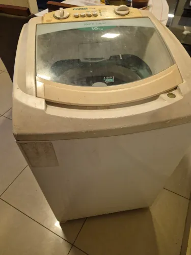 Vende-se máquina lavar usada