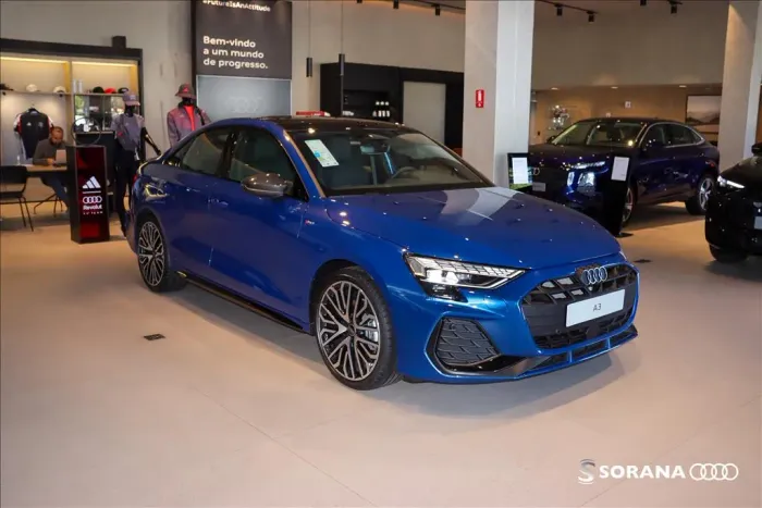 Audi A3 Sed. Perform. Black 2.0 TFSI S-tronic 2026