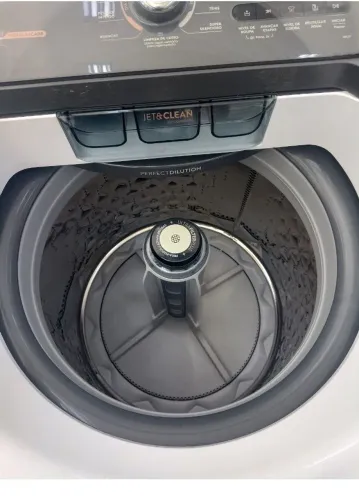 Vendo máquina de lavar 17 kilos Electrolux nova