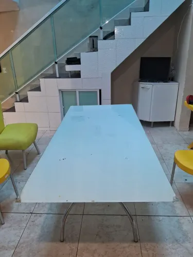 Mesa retangular de vidro