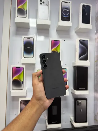 SAMSUNG S24 FÉ 128 GB