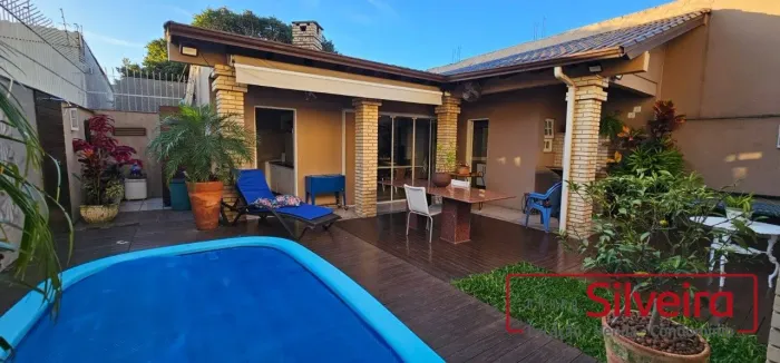 CASA SEMIMOBILIADA PARA LOCAÇÃO NO BAIRRO CAVALHADA - 320 M² PRIVATIVOS