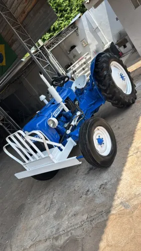 Trator Ford Dexta