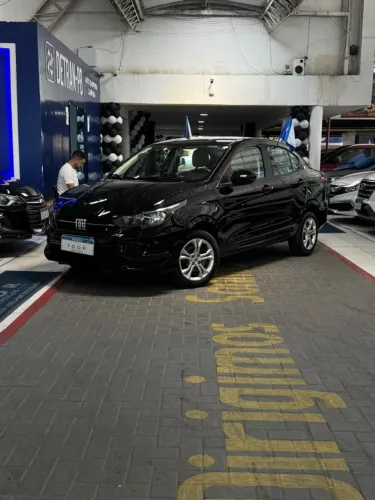 Fiat Cronos Drive 1.8 16V Flex AUT 2021