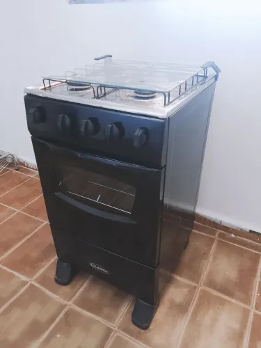 Vendo um fogão de 4 bocas