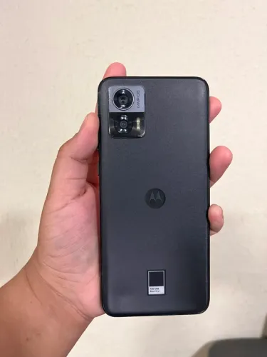 Motorola Edge 30 Neo 256GB 8 DE RAM