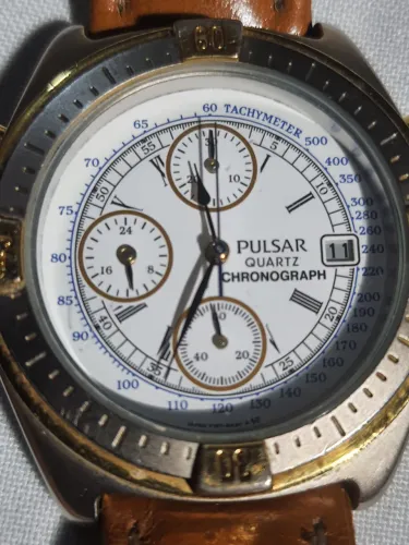 Relógio PULSAR quartz (lindíssimo)