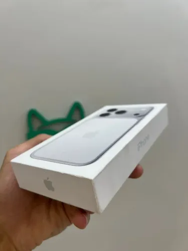 NOVO iPhone 17 Pro 256GB Branco - PARCELE EM 18X NO CARTÃO