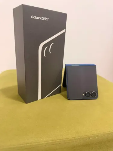 Samsung Galaxy Z Flip 7 Azul 256GB