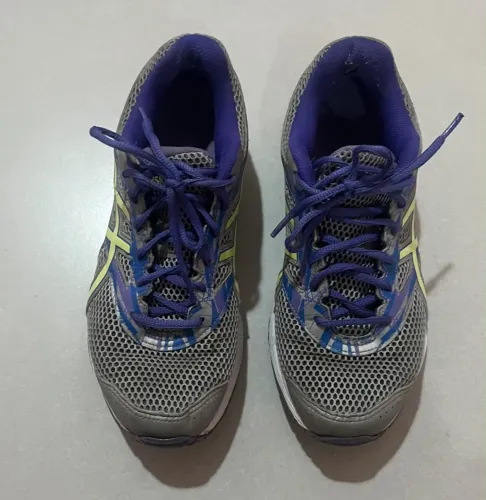 Vende-se Tênis Asics Gel Excite 4