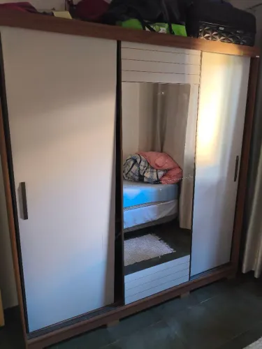 Guarda roupa de casal