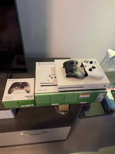 Xbox one S 1 TB