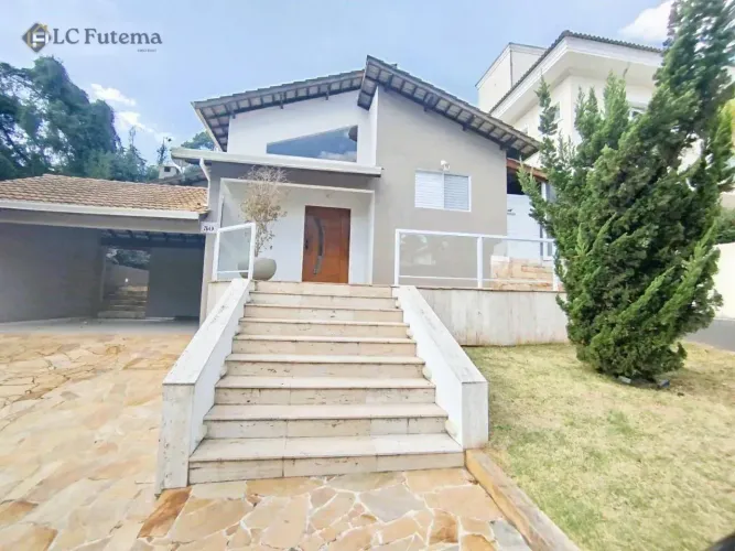 Casa em Condomínio em Villa Rica