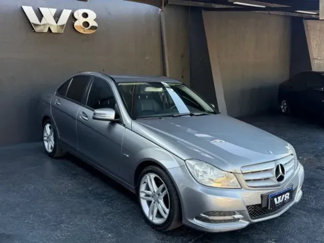 Mercedes-Benz C-180 CGI Classic 1.8 16V 156cv Aut. 2012