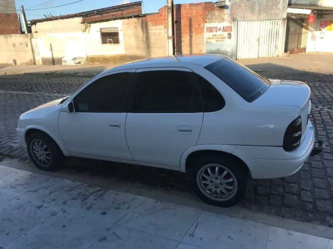 Chevrolet Corsa Sedan 1.0 MPFI 8V 71cv 4P 2003