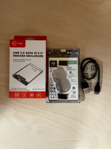 HD externo 1 TB SEAGATE