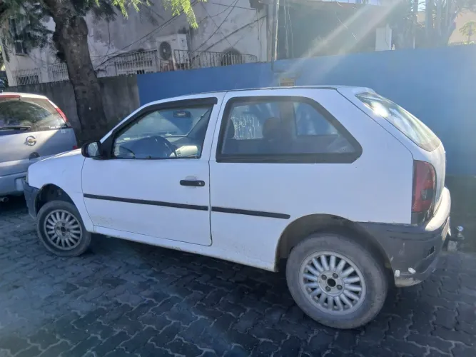 Volkswagen Gol Geração III Plus 1.0 MI 16V Gasolina Mec. 2P 2001
