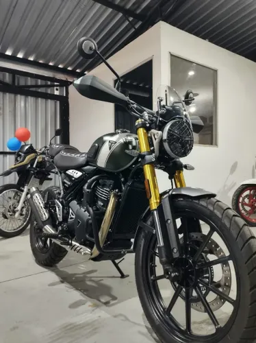 TRIUMPH Scrambler 400X 2026 Sem detalhes! Único dono
