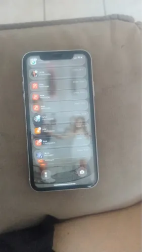 iPhone 11