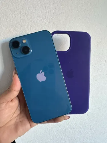 iPhone 13