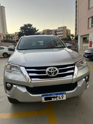Toyota Hilux SW4 SRV 4X2 2.7 Flex 16V Aut. 2019