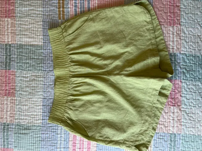Shorts em linho