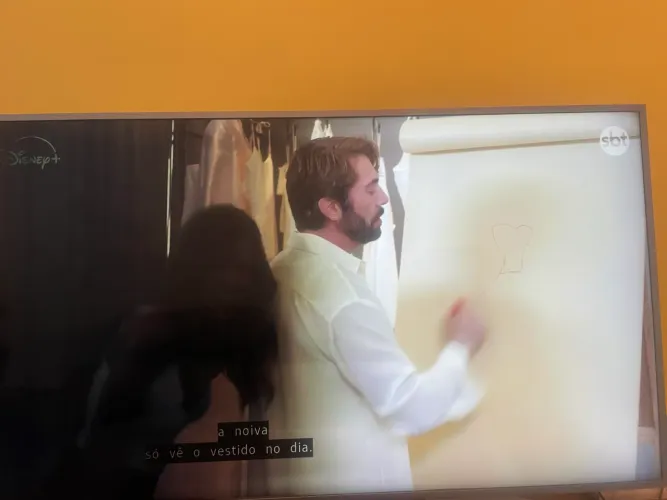 TV Samsung 50? 4K Smart TV - Barra de LED com Defeito