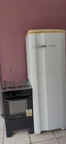 Combo geladeira + fogão torro ENTREGO
