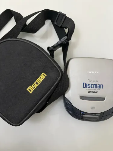 Discman Sony D-f181 Groove Fm/am (Usado) funcionando