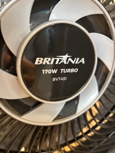 Ventilador de coluna Britânia Turbo