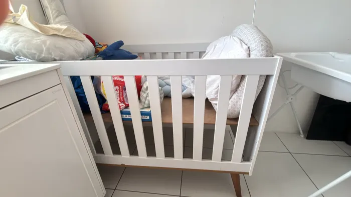 Vendo berço nunca usado