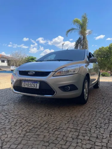 Ford Focus 1.6 S/se/se Plus Flex 8v/16v 5P 2012