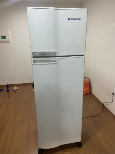 Geladeira gelo seco 