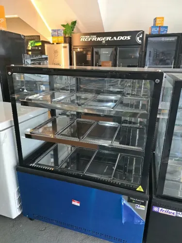 ac vitrine refrigerada com vidro duplo aquecido
