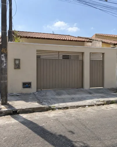 Casa a venda no AMADEU FURTADO