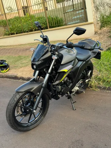 Yamaha Fazer 250 FZ25