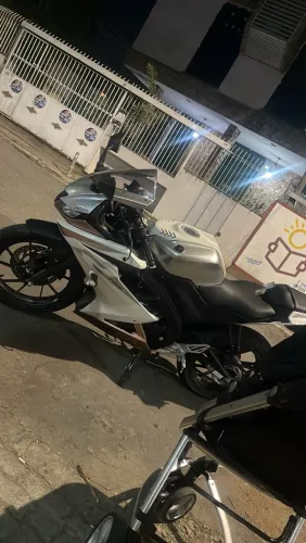 Vendo Yamaha R15 2026/2026