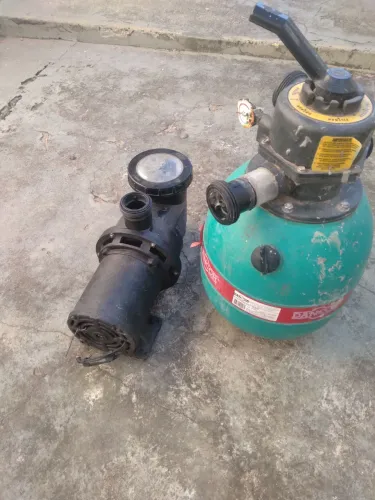 Bomba de piscina + filtro