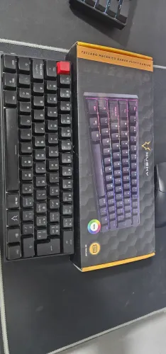 Teclado mecânico husky blizzard
