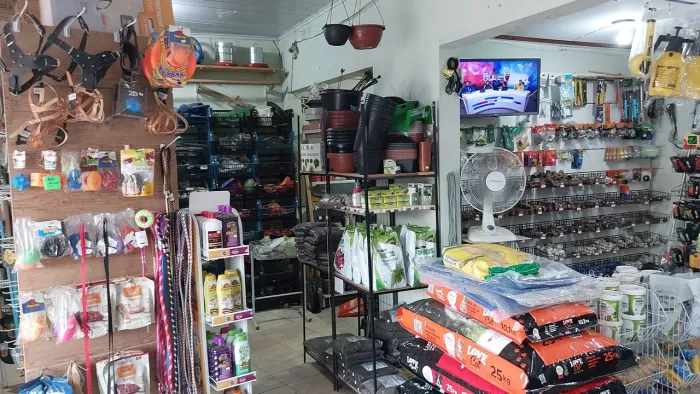 Vendo loja com apartamento