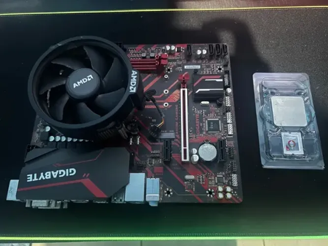 Kit USADO de computador (Placa Mãe, Processador e Cooler original AMD)